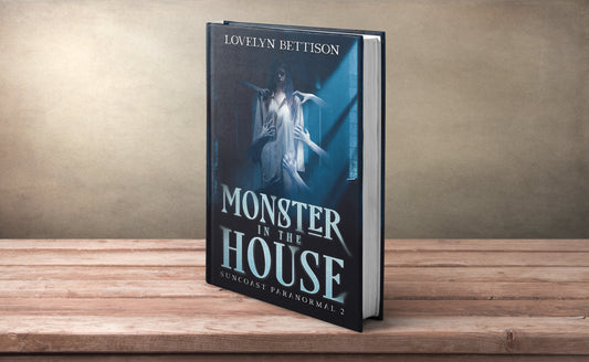 Monster in the House (Suncoast Paranormal 2) - Paperback